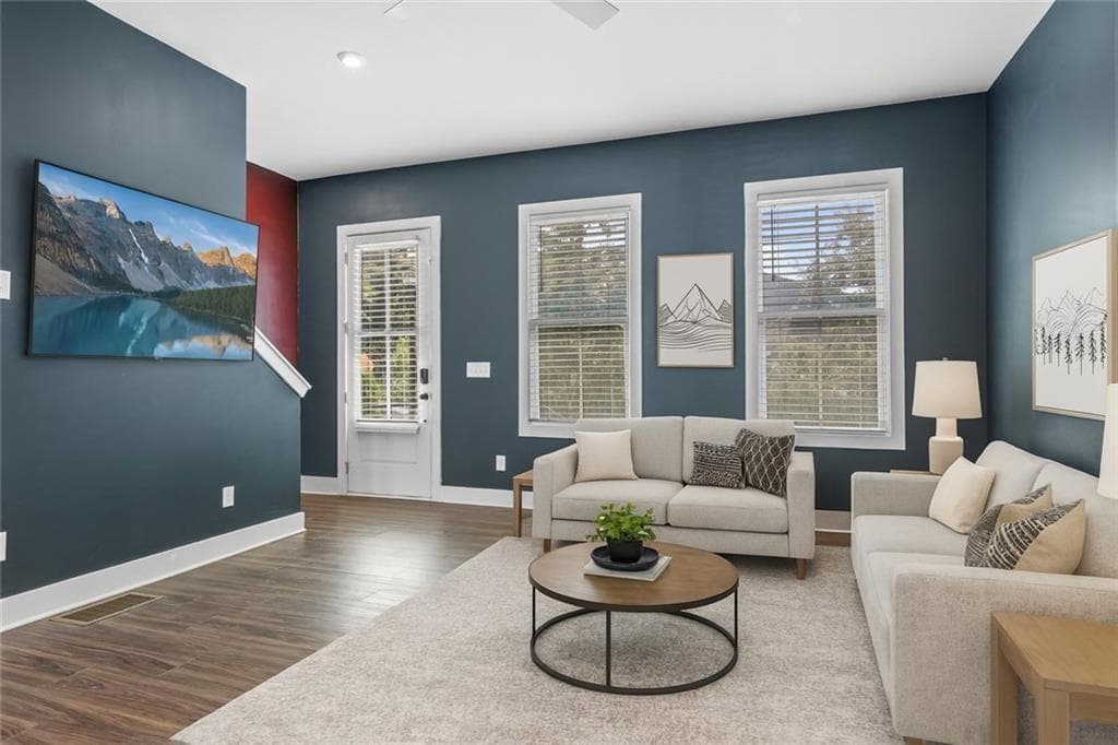 2 bedroom, 3 bathroom, 1,680 sq ft townhouse for sale at 988 Viney Way, Atlanta, GA 30318 — photo 5