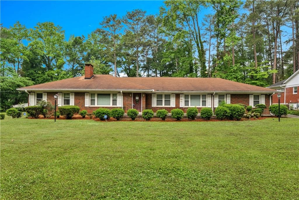 3 bedroom, 3 bathroom, 2,172 sq ft single family residence sold at 1265 Tuckawanna Drive, Atlanta, GA 30311