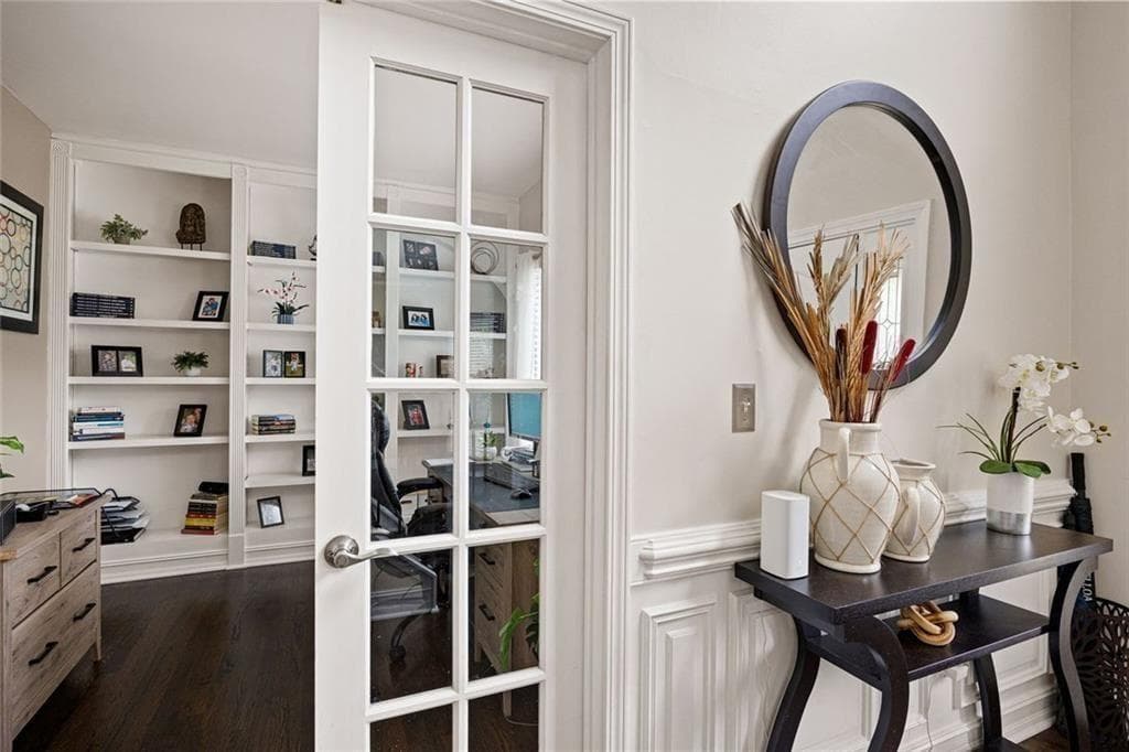 5 bedroom, 4 bathroom, 3,774 sq ft single family residence for sale at 512 Cypress Pointe, Woodstock, GA 30189 — photo 7