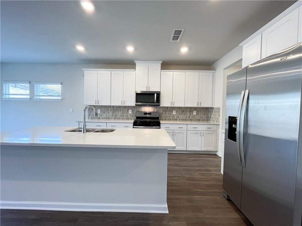 5 bedroom, 3 bathroom, 2,950 sq ft single family residence for rent at 6003 Hickory Crk Ct, Braselton, GA 30517 for $2,600 a month — photo 9