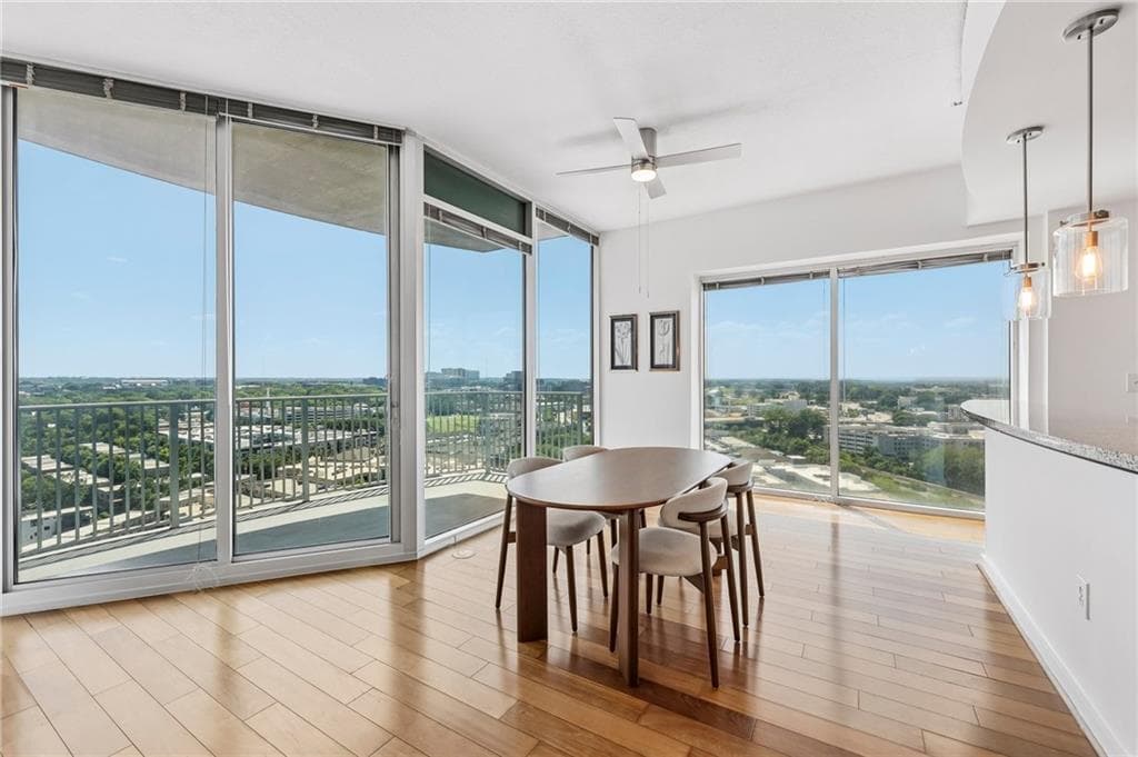 2 bedroom, 2 bathroom, 1,743 sq ft condominium for sale at 361 17th Street 1923, Atlanta, GA 30363 — photo 5
