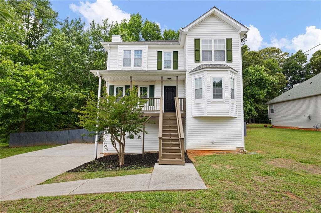 3 bedroom, 3 bathroom, 1,702 sq ft single family residence for sale at 245 Cedars Glen Circle, Villa Rica, GA 30180