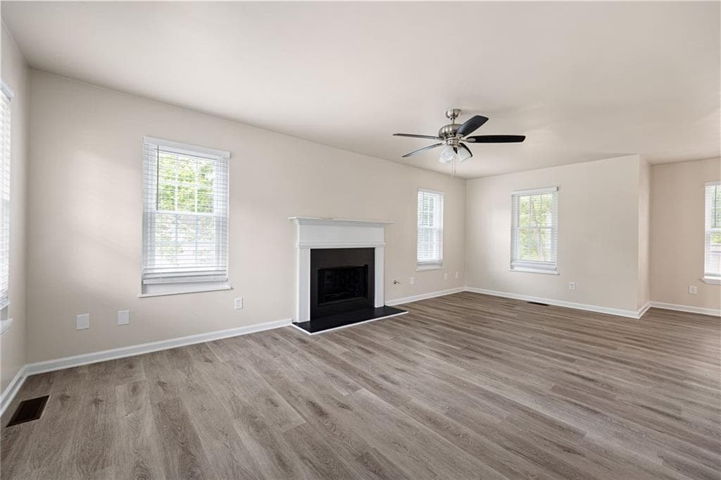 3 bedroom, 3 bathroom, 1,702 sq ft single family residence for sale at 245 Cedars Glen Circle, Villa Rica, GA 30180 — photo 4