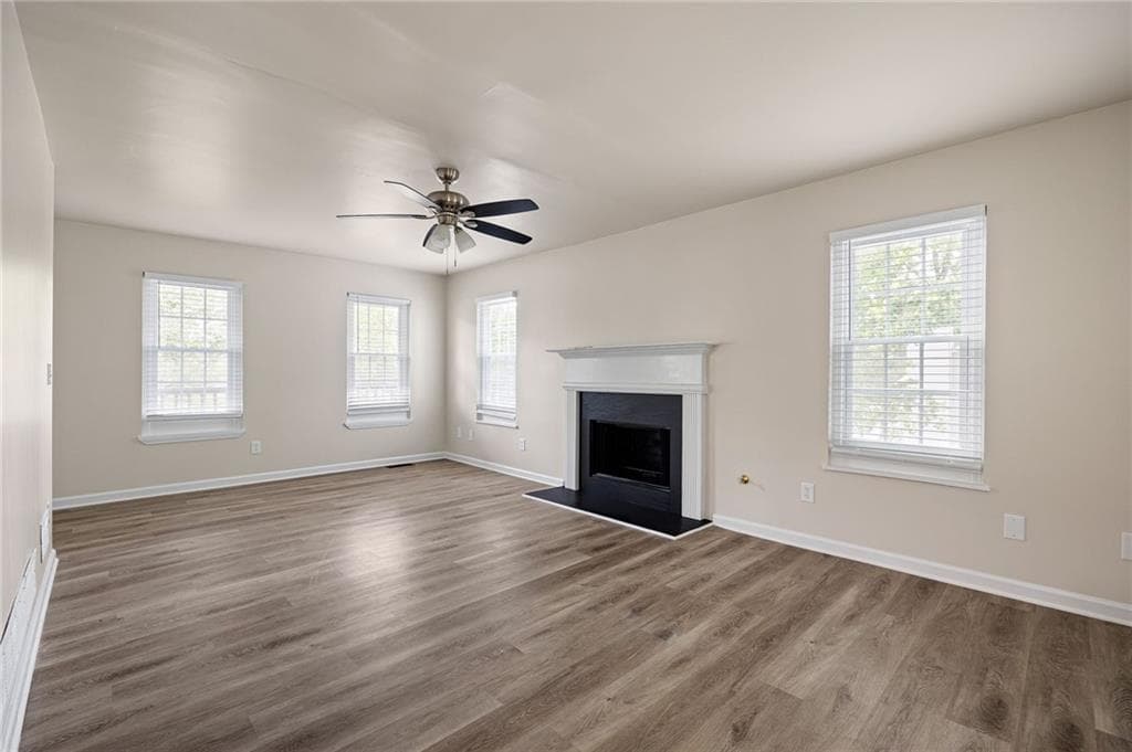 3 bedroom, 3 bathroom, 1,702 sq ft single family residence for sale at 245 Cedars Glen Circle, Villa Rica, GA 30180 — photo 7
