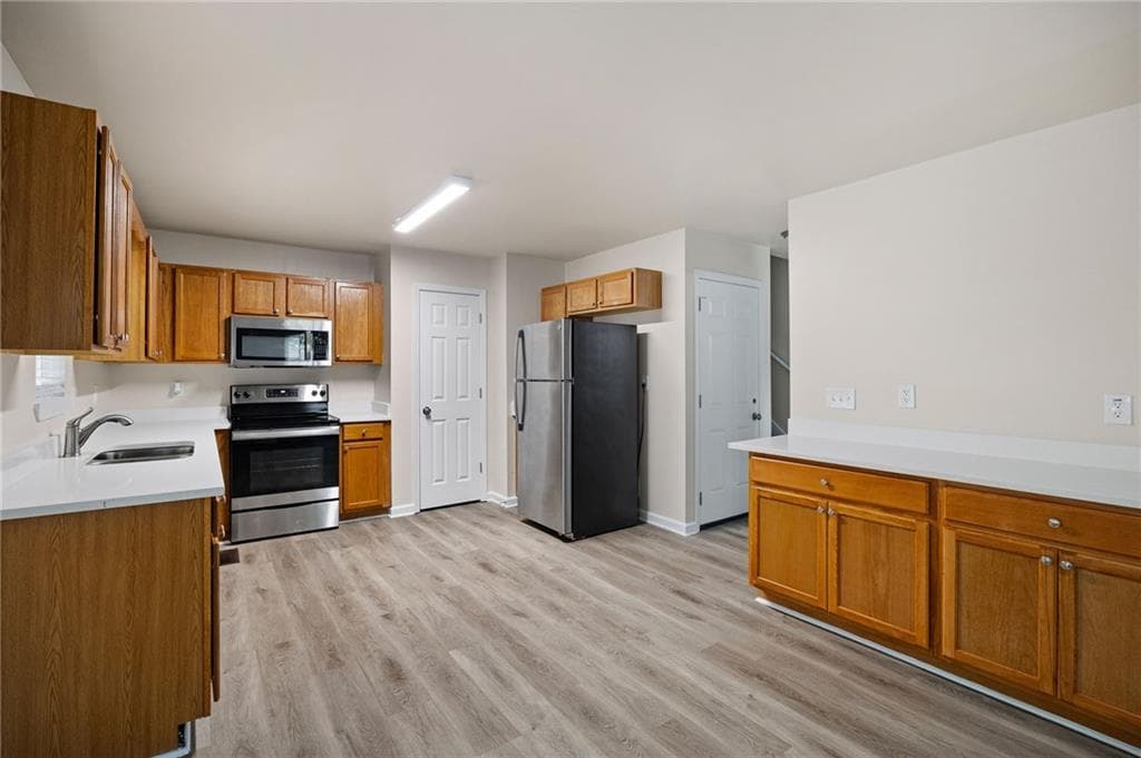 3 bedroom, 3 bathroom, 1,702 sq ft single family residence for sale at 245 Cedars Glen Circle, Villa Rica, GA 30180 — photo 9