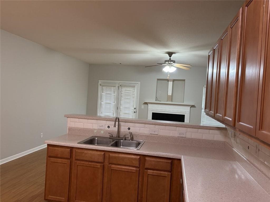 3 bedroom, 3 bathroom, 2,036 sq ft townhouse for sale at 1260 Chinon Point, Lithonia, GA 30058 — photo 5