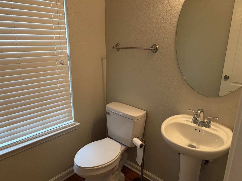 3 bedroom, 3 bathroom, 2,036 sq ft townhouse for sale at 1260 Chinon Point, Lithonia, GA 30058 — photo 8