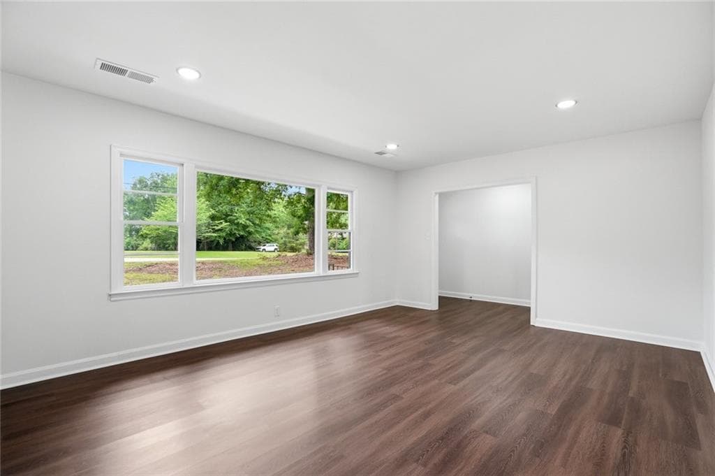3 bedroom, 2 bathroom, 1,784 sq ft single family residence for sale at 404 Highway 155, Mcdonough, GA 30253 — photo 7