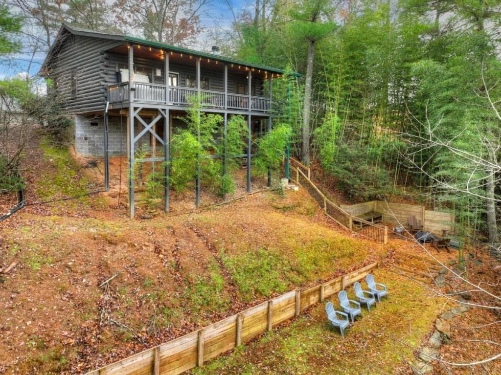 2 bedroom, 2 bathroom, 864 sq ft single family residence for sale at 89 N Whitepath Circle, Ellijay, GA 30540 — photo 2
