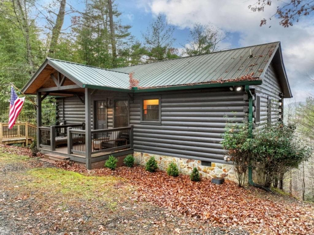 2 bedroom, 2 bathroom, 864 sq ft single family residence for sale at 89 N Whitepath Circle, Ellijay, GA 30540 — photo 10