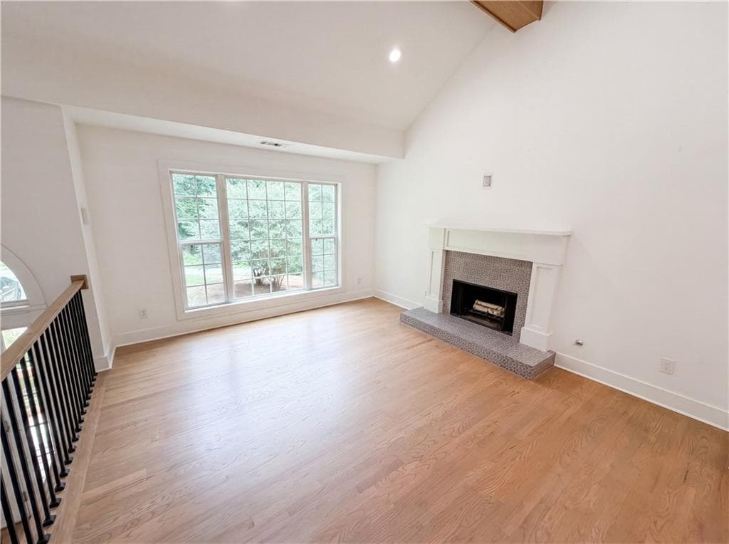 3 bedroom, 3 bathroom, 1,789 sq ft single family residence for sale at 3548 Herren Drive, Smyrna, GA 30082 — photo 3