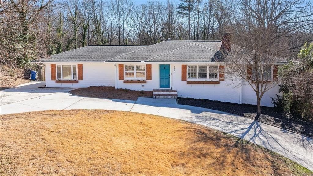 5 bedroom, 4 bathroom, 3,242 sq ft single family residence sold at 295 Oakland Drive, Gainesville, GA 30501