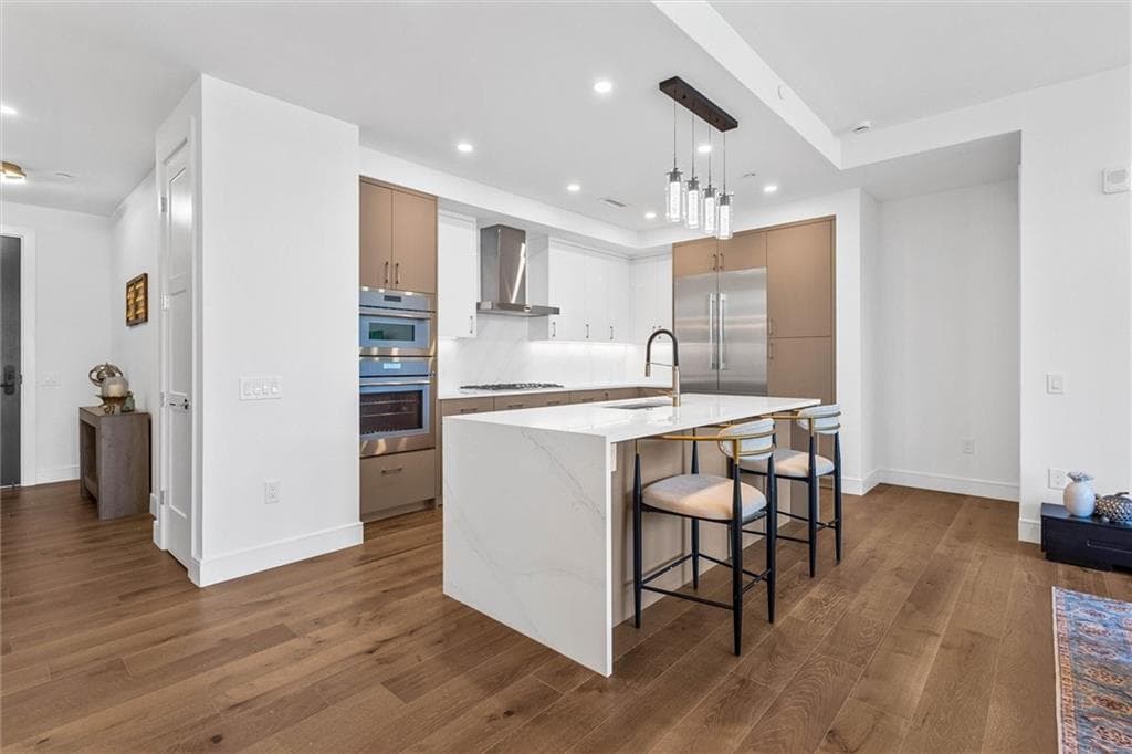 2 bedroom, 3 bathroom, 1,470 sq ft condominium for rent at 2425 Peachtree Road 503, Atlanta, GA 30305 for $8,500 a month — photo 3