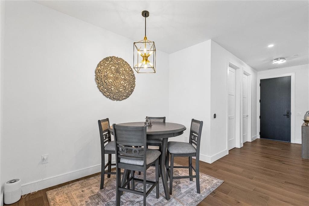 2 bedroom, 3 bathroom, 1,470 sq ft condominium for rent at 2425 Peachtree Road 503, Atlanta, GA 30305 for $8,500 a month — photo 8
