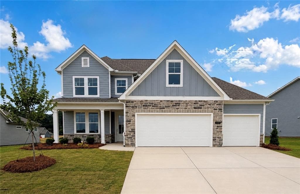 4 bedroom, 4 bathroom, 2,486 sq ft single family residence for sale at 551 Grand Wehunt Drive, Hoschton, GA 30548