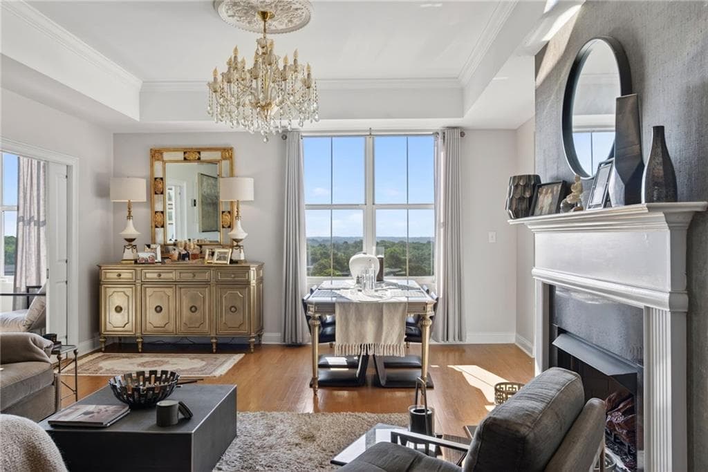 2 bedroom, 2 bathroom, 1,328 sq ft condominium for sale at 2881 Peachtree Road 1102, Atlanta, GA 30305 — photo 5