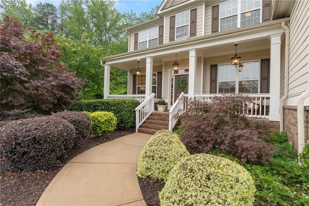 5 bedroom, 4 bathroom, 4,291 sq ft single family residence for sale at 10130 Peaks Parkway, Milton, GA 30004 — photo 5