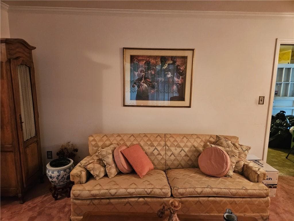 3 bedroom, 2 bathroom, 1,596 sq ft single family residence for sale at 1899 King George Lane, Atlanta, GA 30331 — photo 7