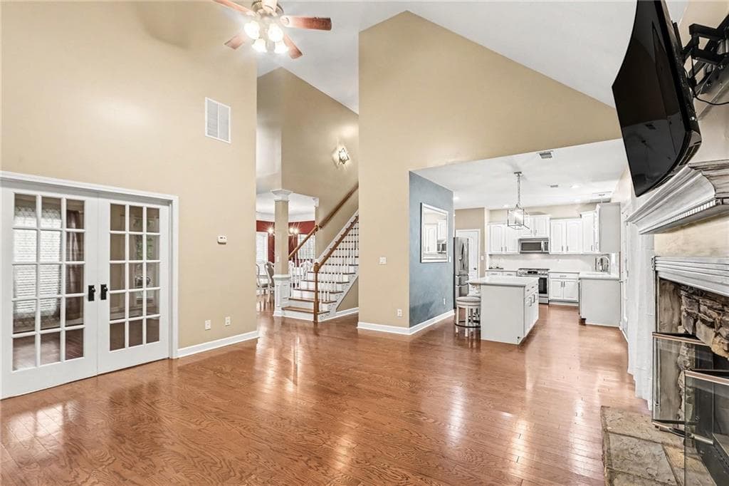 5 bedroom, 4 bathroom, 2,880 sq ft single family residence for sale at 160 Brittany Lane, Senoia, GA 30276 — photo 7