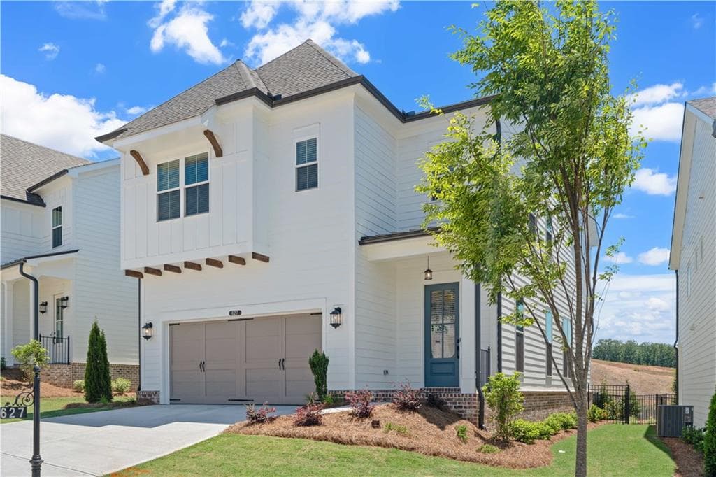 4 bedroom, 3 bathroom, 2,016 sq ft single family residence for sale at 605 Beechwood Way, Hoschton, GA 30548 — photo 6