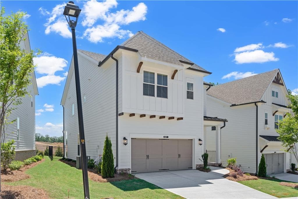 4 bedroom, 3 bathroom, 2,016 sq ft single family residence for sale at 605 Beechwood Way, Hoschton, GA 30548 — photo 7