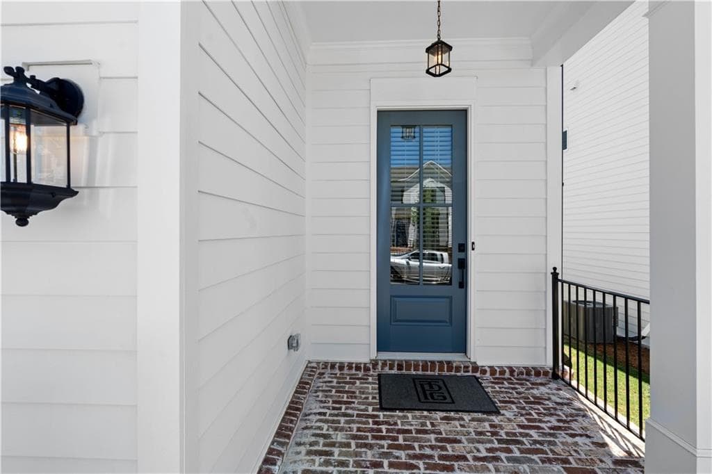4 bedroom, 3 bathroom, 2,016 sq ft single family residence for sale at 605 Beechwood Way, Hoschton, GA 30548 — photo 8