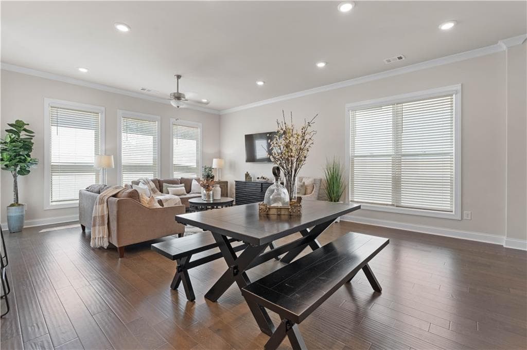 4 bedroom, 3 bathroom, 2,016 sq ft single family residence for sale at 605 Beechwood Way, Hoschton, GA 30548 — photo 4