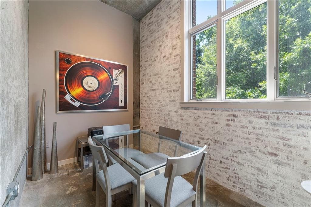 1 bedroom, 1 bathroom, 746 sq ft condominium for sale at 640 Glen Iris Drive 418, Atlanta, GA 30308 — photo 9