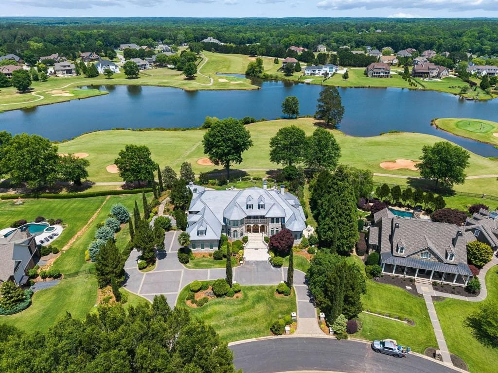 6 bedroom, 8 bathroom, 9,122 sq ft single family residence for sale at 140 Carnoustie Way, Fayetteville, GA 30215 — photo 3