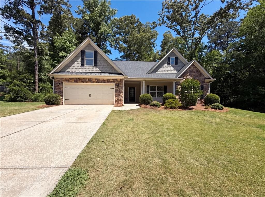 3 bedroom, 2 bathroom, 2,043 sq ft home for sale at 1209 Windstone Drive, Winder, GA