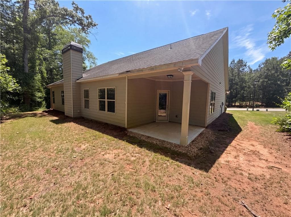 3 bedroom, 2 bathroom, 2,043 sq ft single family residence for sale at 1209 Windstone Drive, Winder, GA 30680 — photo 5