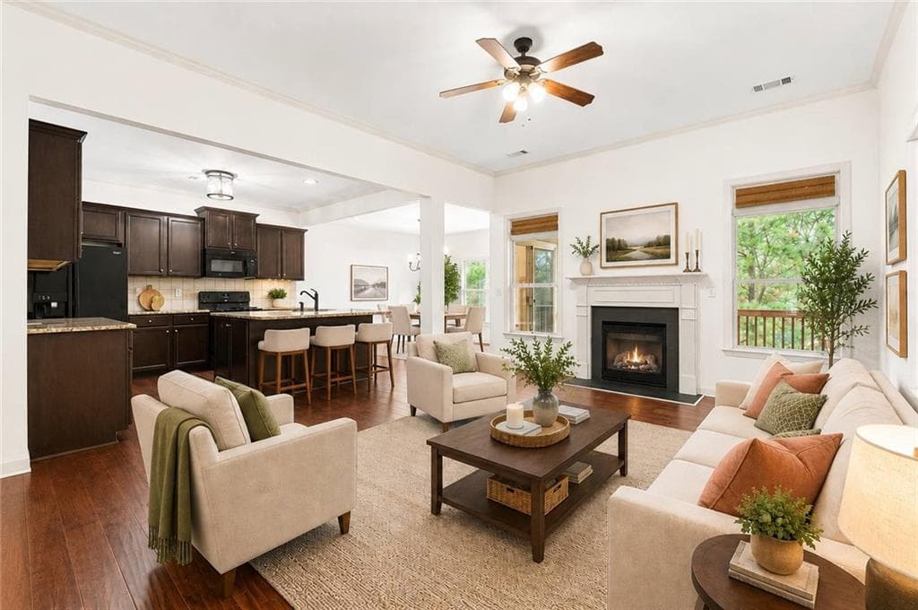 4 bedroom, 3 bathroom, 2,450 sq ft townhouse under contract at 117 Heritage Pointe, Woodstock, GA 30189