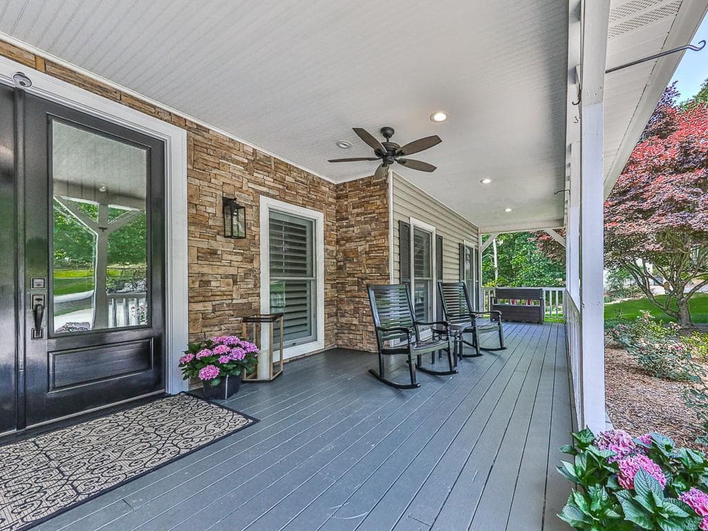 5 bedroom, 5 bathroom, 6,225 sq ft single family residence for sale at 397 Thomas Road, Dallas, GA 30132 — photo 7