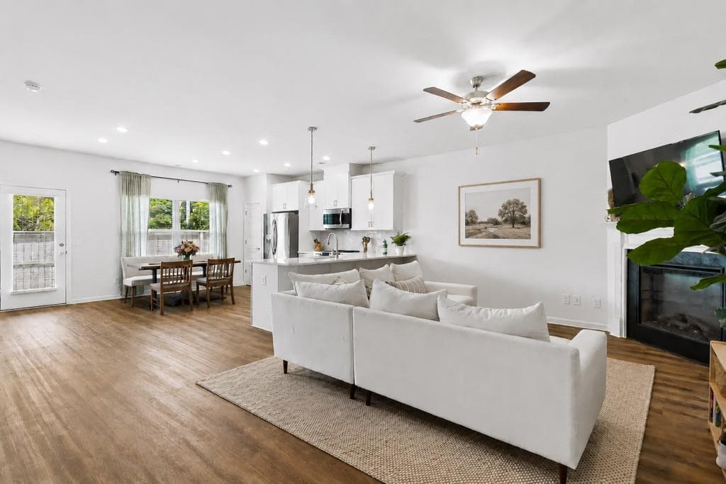 308 Crider Court, Woodstock, GA 30188 — most recent listing photo