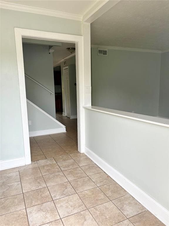 3 bedroom, 2 bathroom, 1,312 sq ft condominium for sale at 1812 Ashborough Road A, Marietta, GA 30067 — photo 2