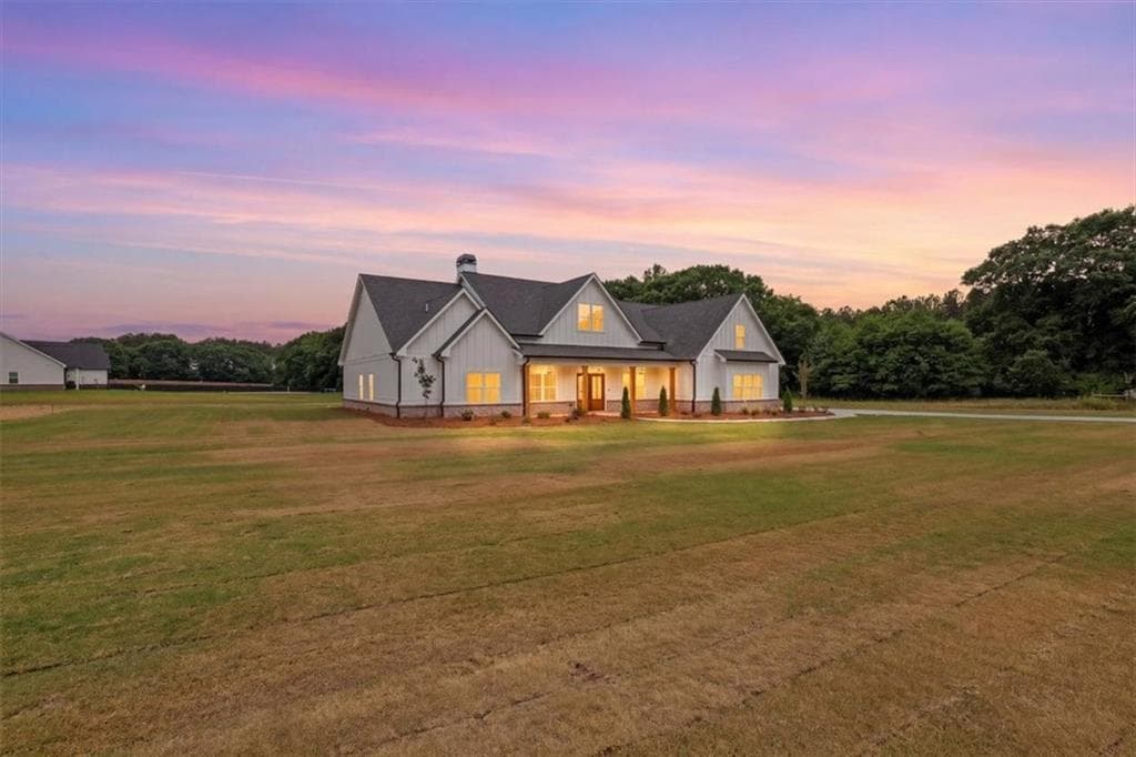 5 bedroom, 5 bathroom, 4,000 sq ft single family residence for sale at 1217 Pleasant Valley Road, Monroe, GA 30655 — photo 4