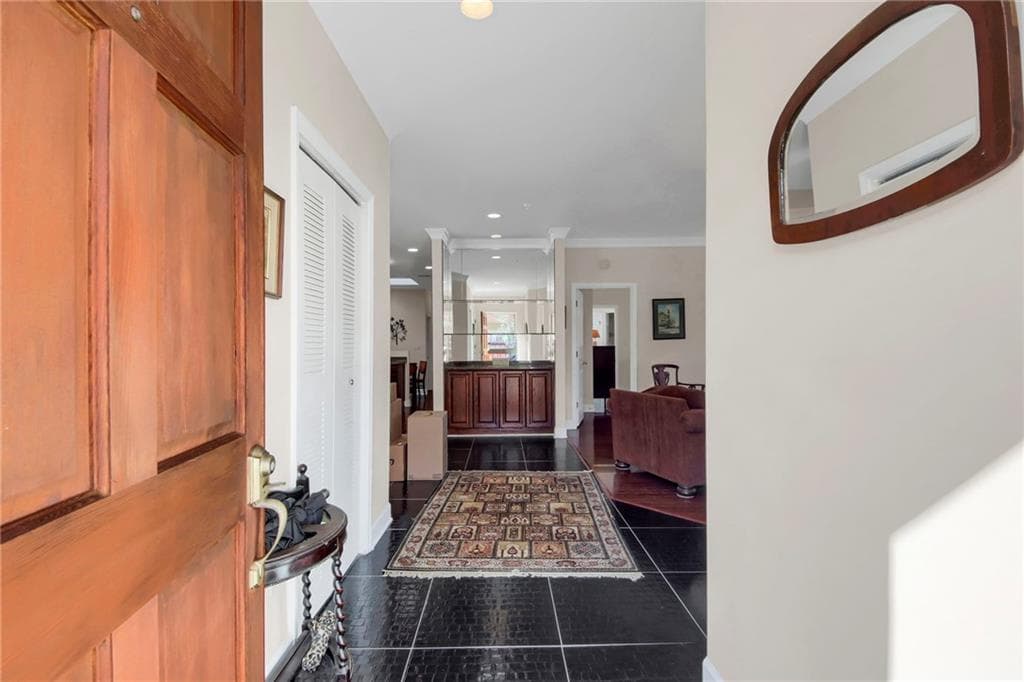 2 bedroom, 2 bathroom, 1,778 sq ft condominium under contract at 5364 BROOKE RIDGE Drive, Atlanta, GA 30338 — photo 3