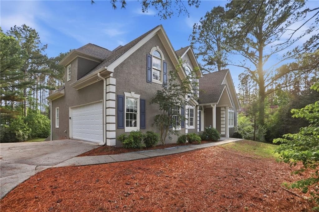 4 bedroom, 3 bathroom, 2,252 sq ft single family residence under contract at 125 Marina Court, Fayetteville, GA 30215 — photo 3