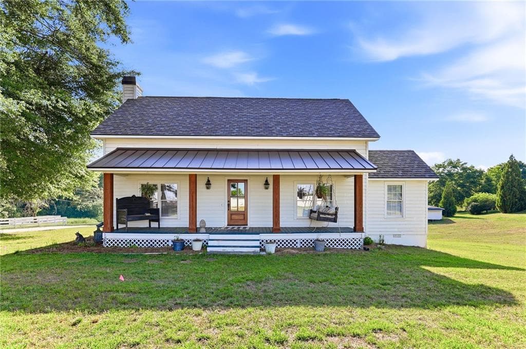 3 bedroom, 3 bathroom, 2,664 sq ft single family residence for sale at 4703 Mount Vernon Road, Gainesville, GA 30501 — photo 2
