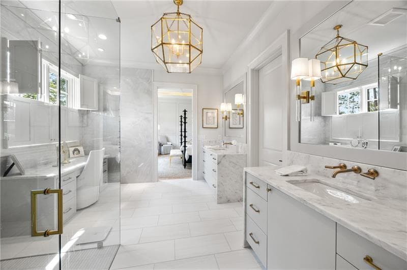 6 bedroom, 8 bathroom, 7,200 sq ft single family residence under contract at 3940 Cottage Park Court, Alpharetta, GA 30004 — photo 8