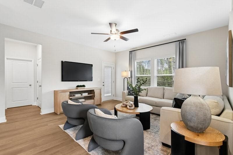 4 bedroom, 3 bathroom, 2,006 sq ft single family residence for rent at 1717 Panola Road Reno, Stone Mountain, GA 30088 for $2,771 a month — photo 6