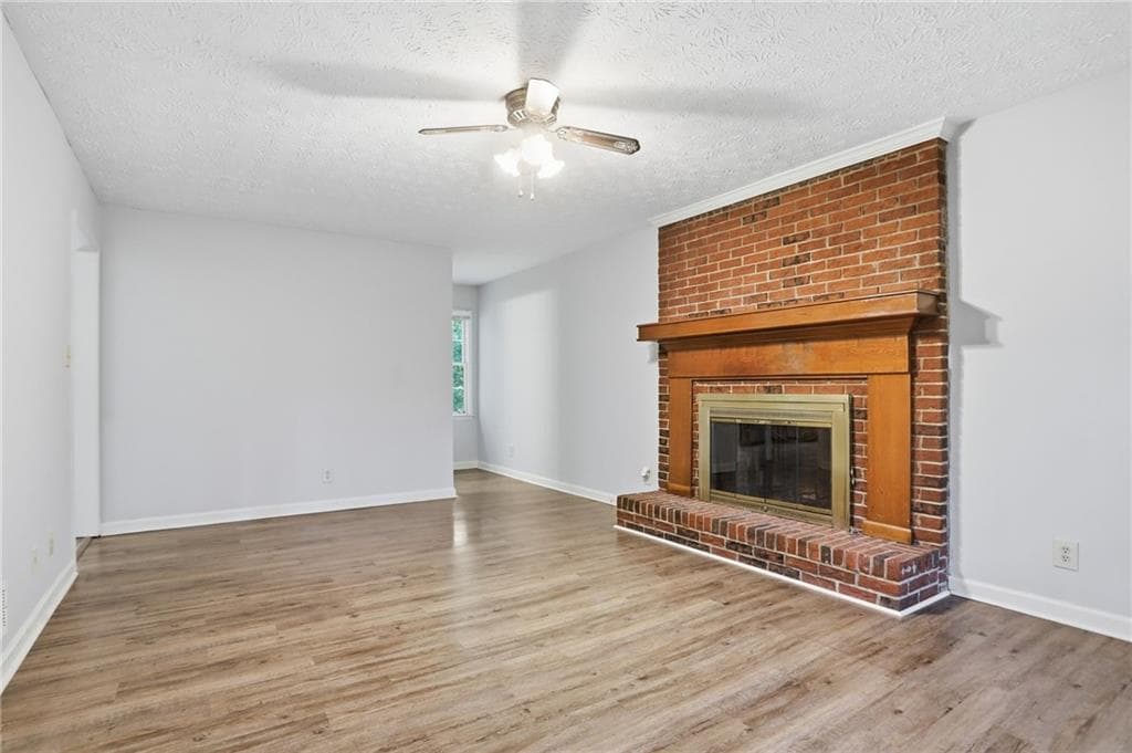 4 bedroom, 3 bathroom, 2,360 sq ft single family residence for sale at 105 Woodsong Court, Fayetteville, GA 30214 — photo 10