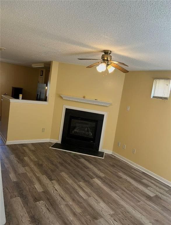 4 bedroom, 3 bathroom, 1,545 sq ft single family residence for rent at 3477 Carraige Chase Road, Atlanta, GA 30349 for $1,800 a month — photo 4