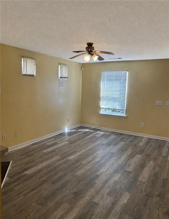 4 bedroom, 3 bathroom, 1,545 sq ft single family residence for rent at 3477 Carraige Chase Road, Atlanta, GA 30349 for $1,800 a month — photo 5