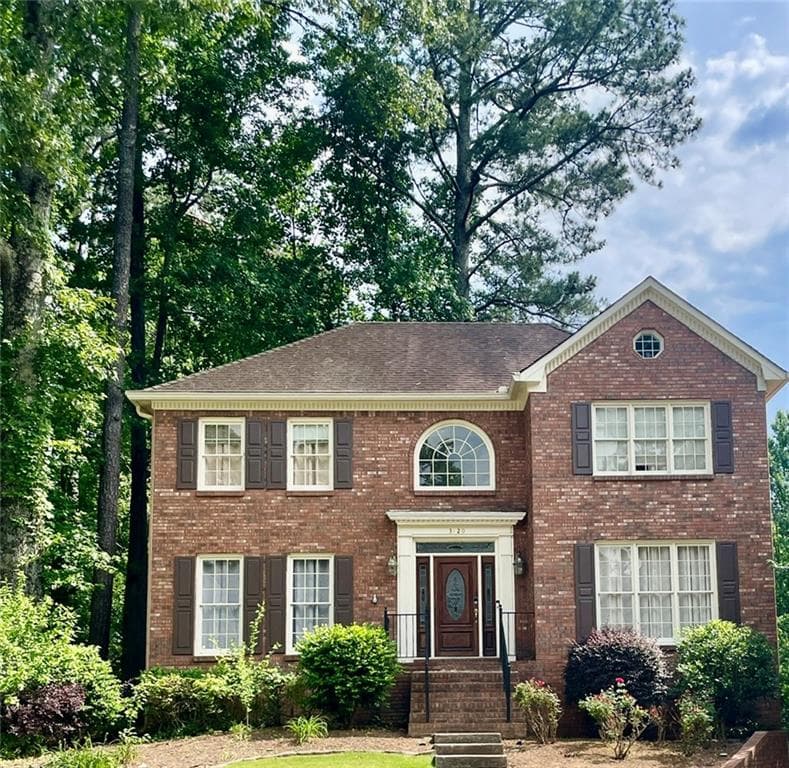 5 bedroom, 3 bathroom, 2,391 sq ft single family residence under contract at 3120 Saint Andrews Circle, Duluth, GA 30096