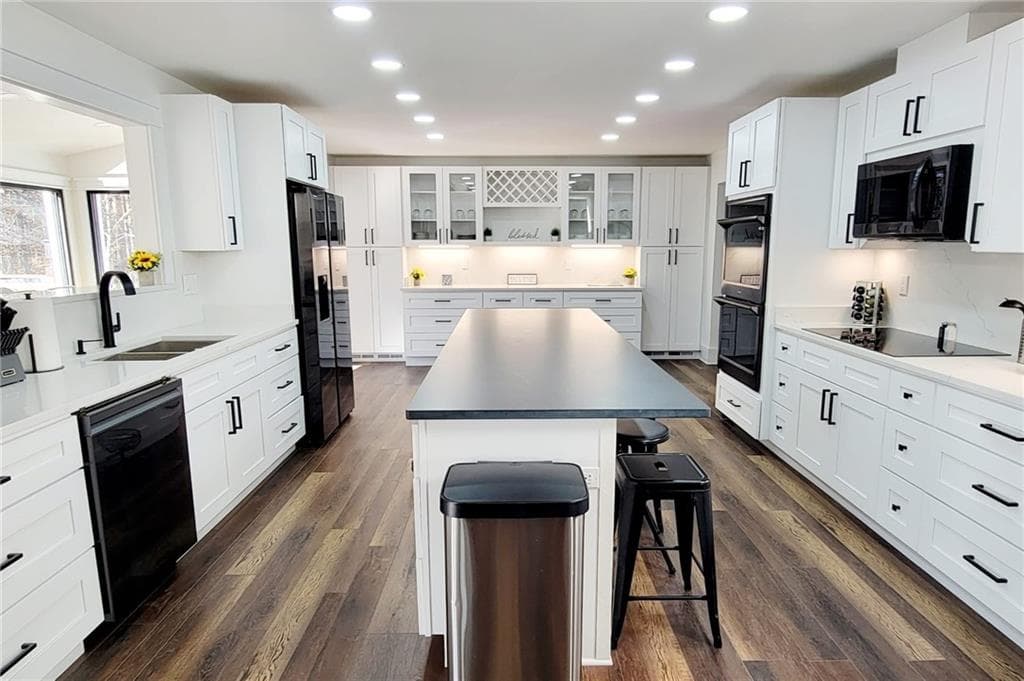 5 bedroom, 5 bathroom, 7,546 sq ft single family residence for sale at 2900 Orchard Road, Conyers, GA 30094 — photo 4