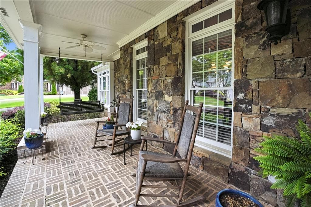 6 bedroom, 6 bathroom, 6,866 sq ft single family residence for sale at 2585 Shumard Oak Drive, Braselton, GA 30517 — photo 9