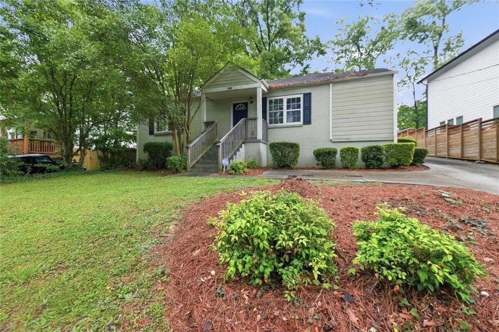 3 bedroom, 2 bathroom, 1,092 sq ft single family residence sold at 2051 Glenwood Avenue, Atlanta, GA 30316