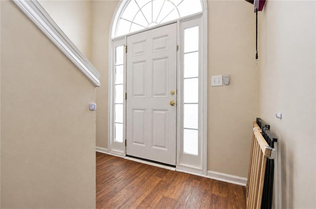4 bedroom, 3 bathroom, 2,242 sq ft single family residence under contract at 912 Kendall Park Drive, Winder, GA 30680 — photo 4