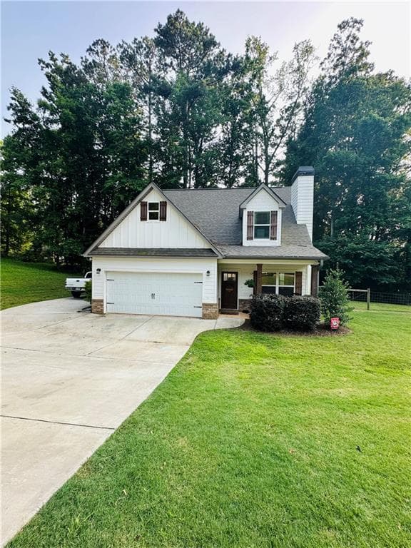 4 bedroom, 3 bathroom, 1,960 sq ft single family residence for sale at 815 Poplar Street, Monticello, GA 31064